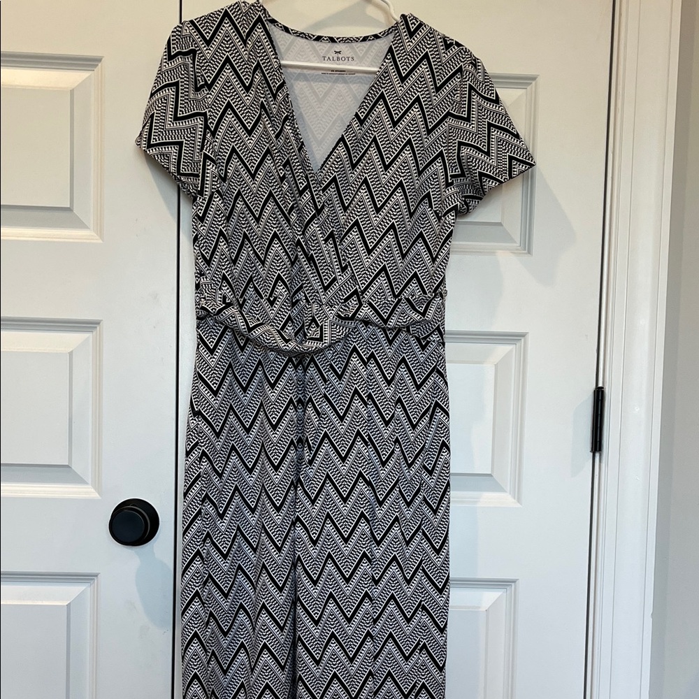 Talbots Black and White Zigzag Maxi Dress